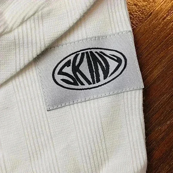 Vintage Skiny Basic Now #73420 V neck double ribbed tshirt undershirt NWT - Picture 4 of 6